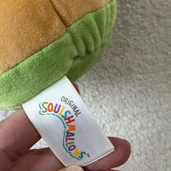 Squishmallows “brunch squad” pancake stack stuffy w/ butter syrup topping, small - Picture 3 of 5